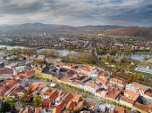 Luchtfoto van Trencin stad, Slowakije