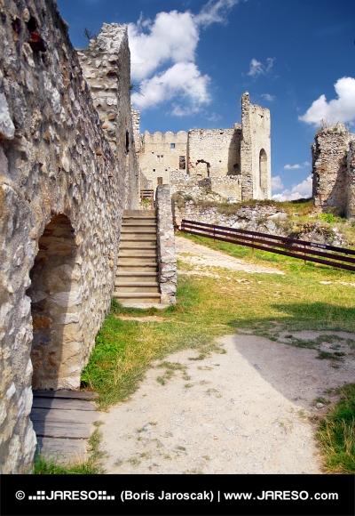 Интериор на замъка Беков, Словакия