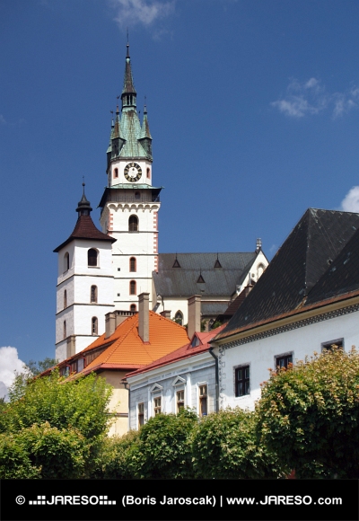 Църквата Св. Екатерина и замъкът Кремница