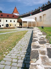Gården til Kezmarok Slot, Slovakiet