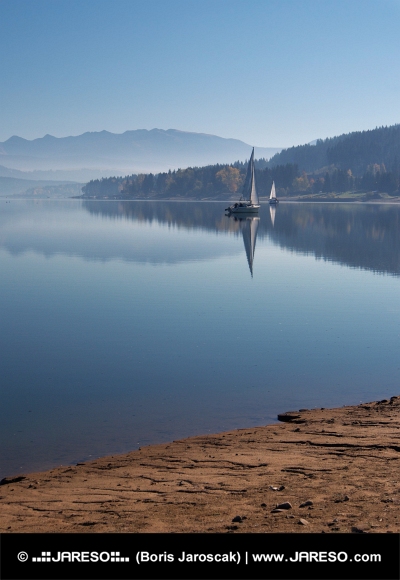 Am frühen Morgen am Orava Reservoir
