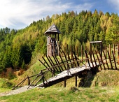 Σπάνιες ξύλινο κάστρο σε Havranok μουσείο