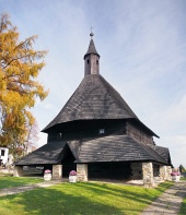 Iglesia de madera en Tvrdosin, Eslovaquia