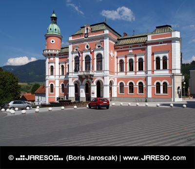 Stadhuis in Ruzomberok, Slowakije
