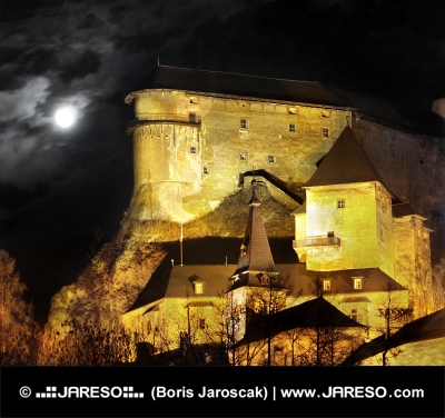 Castelul Orava - Scena de noapte